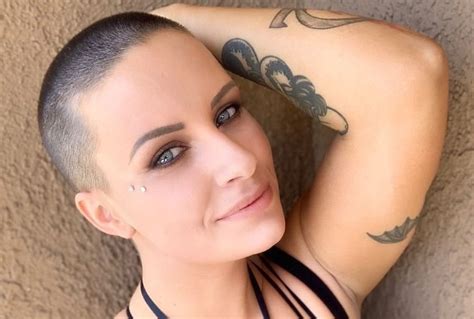25 Exciting Buzz Cut Styles For Women To Try In 2024