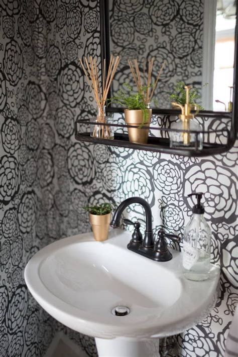 27 Of The Most Gorgeous Half Bath Ideas Weve Ever Seen Half Bath Decor Half Bathroom Decor