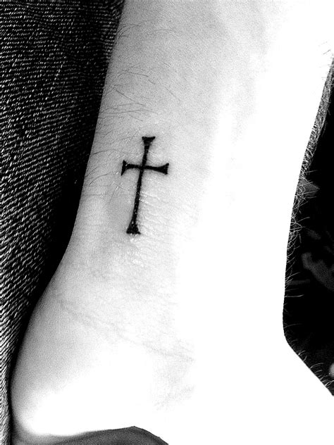 Small Cross Tattoo Ink Pinterest