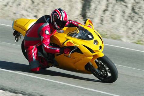 748.4 cc / 45.7 cu in bore x stroke: Sport bikes: Ducati 749 (2003-2007)