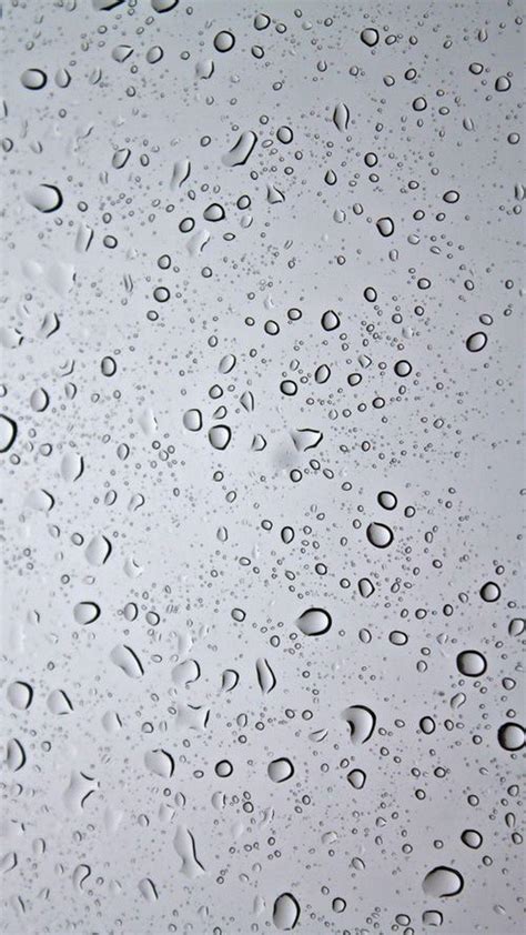 Apple Raindrops Wallpaper