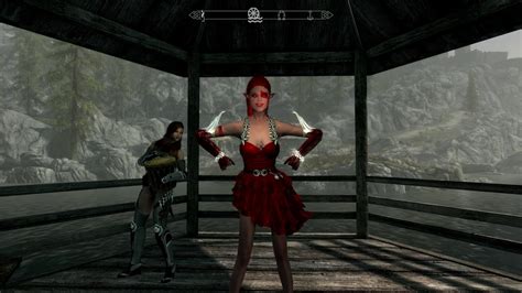 Skyrim Se Htd Smp Pe Dress In Action Youtube