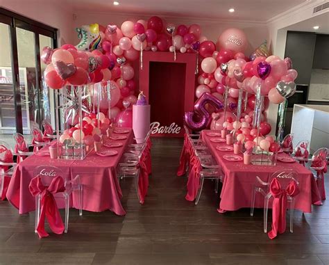 Lolas Barbie World CatchMyParty Com Girls Barbie Birthday Party