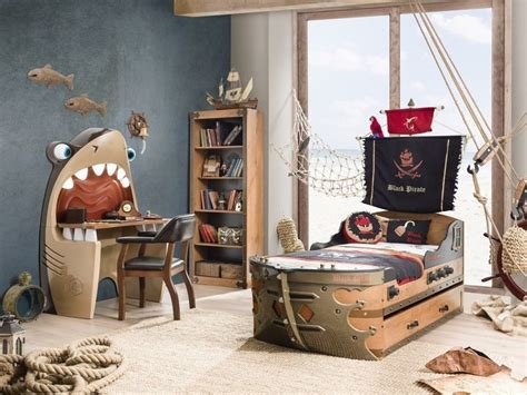pirate themed bedroom ideas  toddlers  love  lou pirate