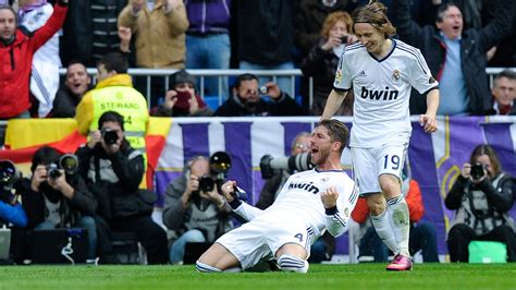 Ramos Heads Real To Victory Against Barcelona Cnn