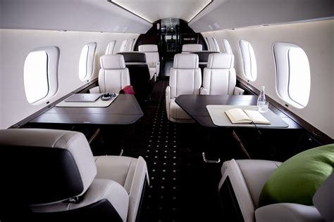 5 Things You Can Do Inside A Private Jet Vistajet