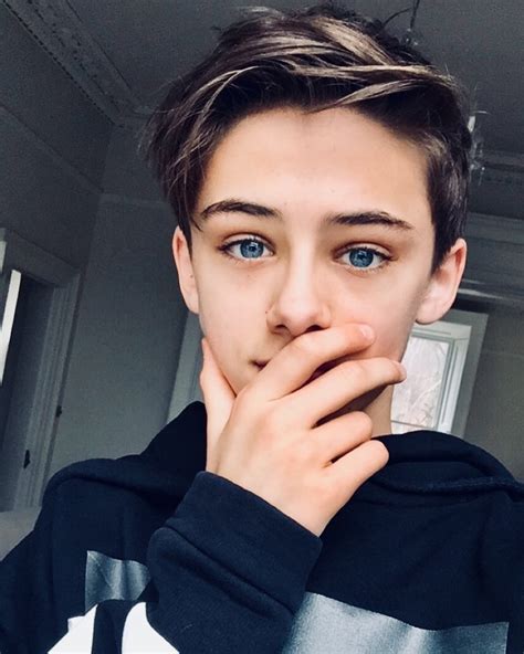 William franklyn miller, the boy who has been dubbed as the most handsome boy in the world, jokes around on camera with his model friend meika. Picture of William Franklyn-Miller in General Pictures ...