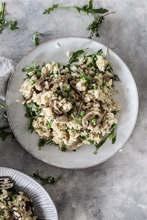 Mushroom + pea risotto | Recipe | Risotto, Stuffed mushrooms, Risotto recipes