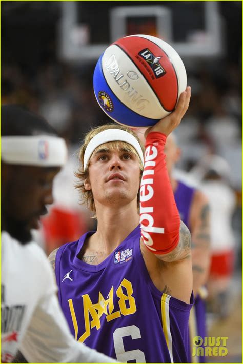 Full Sized Photo Of Justin Bieber Nba All Star Celebrity Game 02