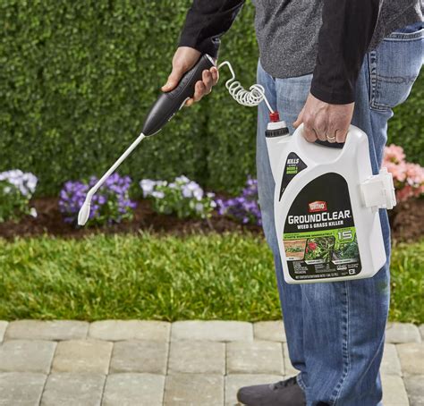 How To Apply Weed Killer On Lawn LoveMyLawn Net