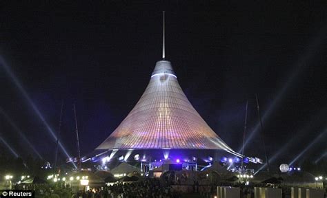 Worlds Biggest Tent In Kazakhstan Norman Foster Builds King Among