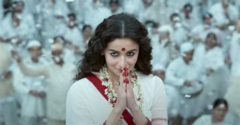 Hows The Hype Audience Of Gangubai Kathiawadi Madam Alia Bhatt To Shoulder Bollywoods