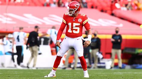 Touchdown Patrick Mahomes Finds Tyreek Hill Once Again For A Yard Score