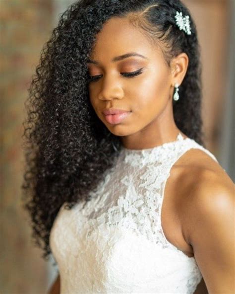 35 Wedding Styles For Natural Hair 👰🏿 Un Ruly Natural Hair Bride Bride Hairstyles Natural