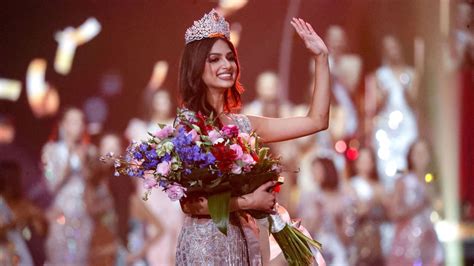 Indias Harnaaz Sandhu Wins Miss Universe 2021
