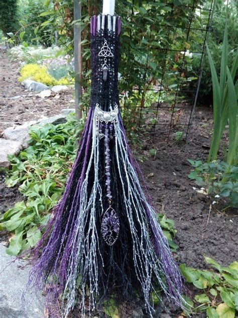 Wedding decor and accessories delivered to your door. Amethyst Lavender Black and White Wedding decor Wedding ...