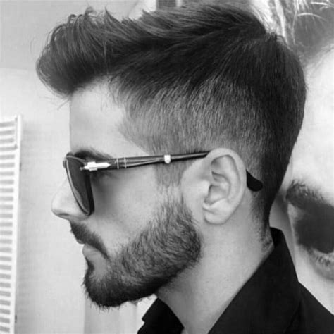 Messy men's hairstyles for thick hair. Short Wavy Hair For Men - 70 Masculine Haircut Ideas