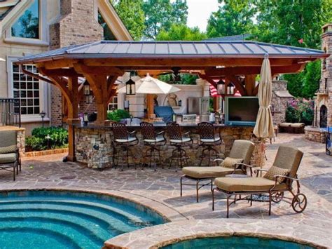 20 Backyard Entertainment Areas That Will Blow You Away