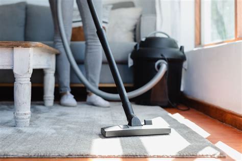 How To Vacuum Your Carpet