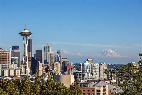 Seattle Skyline And Mt Rainier Photograph By Joan Mccool Fine Art America