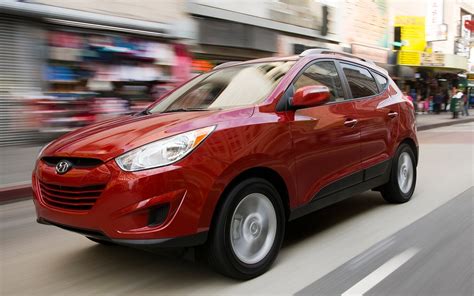 The 2012 hyundai tucson is ranked #5 in 2012 affordable compact suvs by u.s. 2012 Hyundai Tucson Reviews and Rating | Motor Trend
