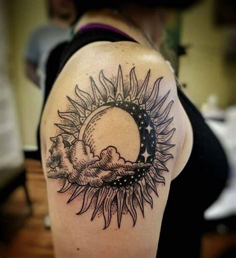 115 Unique Moon Tattoo Designs With Meaning 2018 Tattoosboygirl