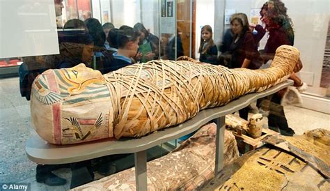 ancient egypt mummies intimate tattoos are revealed by historians using cat scans daily mail