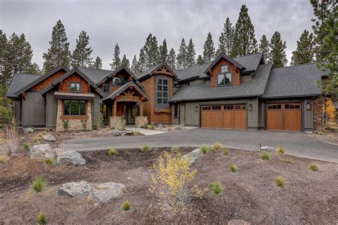 Western Ranch House Plans Equipped With Luxurious Amenities And