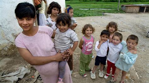 Natürlich möchten sie wissen, welchen preis sie für die personensuche in der slowakei zu zahlen haben. Osteuropa: Roma-Integration von beiden Seiten unerwünscht ...