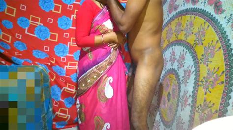 Nosi Nowe Czerwone Sari I Uprawia Seks Z Bhabi Deor Xhamster