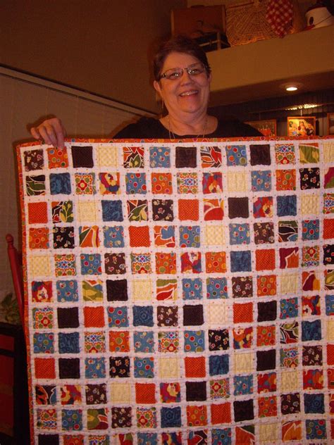 Fabrics r us darbojas tekstilizstrādājumu mazumtirdzniecība aktivitātēs. Scraps R Us: March Quilt Group 2011