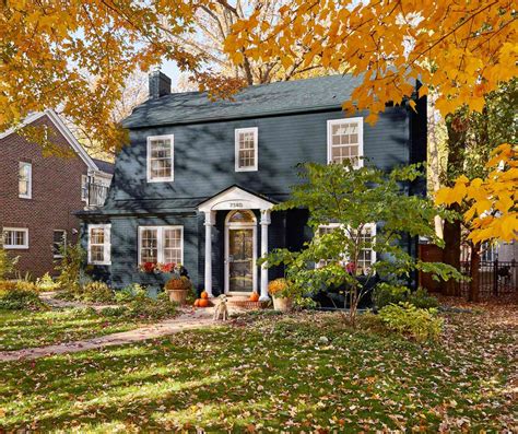 18 Colonial Style Houses With Enduring Charm Better Homes And Gardens