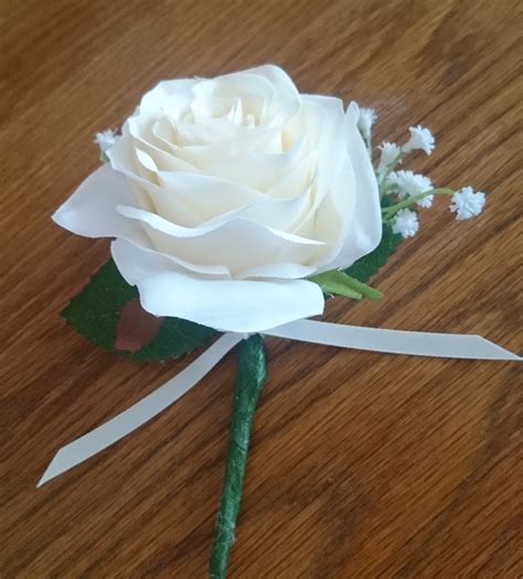 Cream Rose Buttonhole Cream Roses 4th Of July Wedding