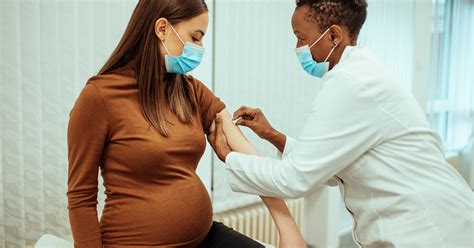 COVID que sait on sur la vaccination des femmes enceintes Naître et grandir News