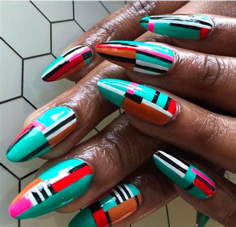 15 Manicures That Are Guaranteed To Help You Slay Summer Geometric