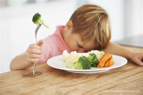 9 Ways To Help Your Children Eat Their Vegetables Clean Eating With Kids