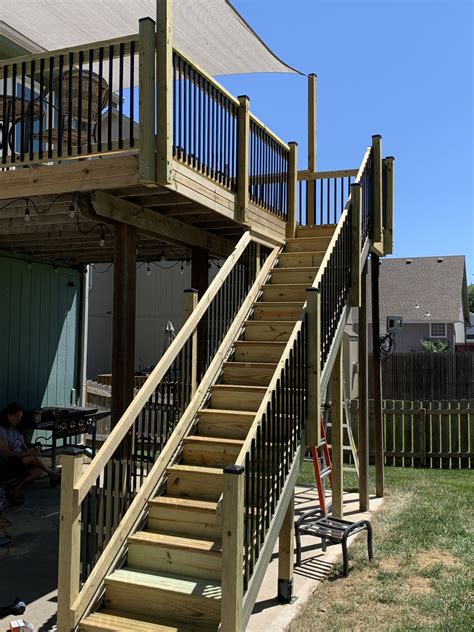 Deck With Stairs Stair Designs