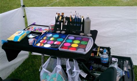 Awesome Set Up Face Paint Set Face Painting Face Painting Easy