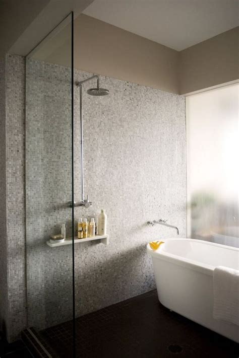These provide a luxurious option for those who like to soak in comfort. Tabulous Design: Make It A Combo: Showers & Tubs