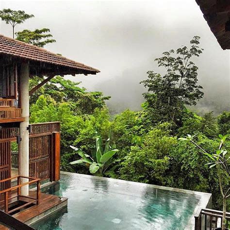 Permohonan rumah mesra rakyat 2020 menjadi rebutan ramai selepas pengumuman dibuat serta terbuka kepada orang ramai yang berpendapatan rendah seperti keluarga miskin. Rumah Rakyat Linggi - Bukalah x