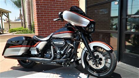 Everybody who's been to preschool picks up a great paint with the right striping can make or break the presence of any motorcycle, hand built or otherwise. The Velocity Project │ Genuine Harley-Davidson Custom ...