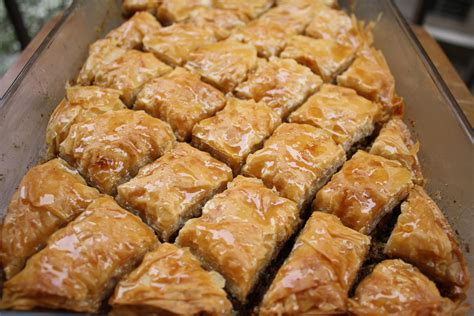 How To Make Baklava Baklava Recipe Ramadan Desserts Baklava