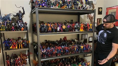 The Biggest Toy Collection 100 Hot Toys 500 Marvel
