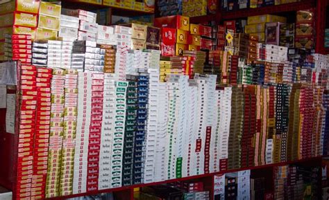 Di malaysia, terdapat banyak sangat jenis rumah dan hartanah, sehingga menyebabkan kekeliruan bagi pembeli rumah. 4 Merek Rokok Paling Laris di Indonesia - Komunitas Kretek