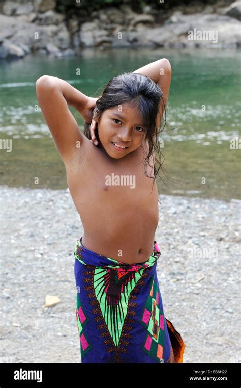 Panama Chagres River Embera Village Stockfotos Und Bilder Kaufen