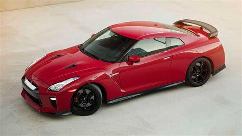 2017 Nissan Gt R Track Edition Revealed Before Official Debut