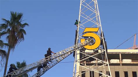 Man Who Climbed Ktla Tower Agrees To Come Down After Woman From His