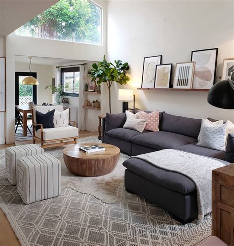 Living Room Layout With Sofa And Two Oversized Chairs How To Decorate