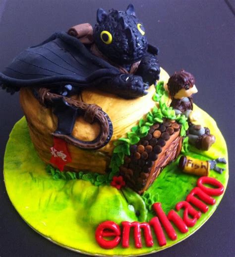 Pastel De Chimuelo Toothless Cake Como Entrenar A Ni Dragon Cake Desserts Food