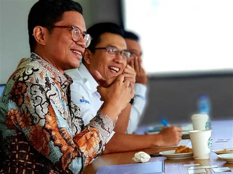 Contextual translation of pahala into english. Pahala Menjabat Wamen BUMN, Dahlan Iskan: Sangat Pas ...